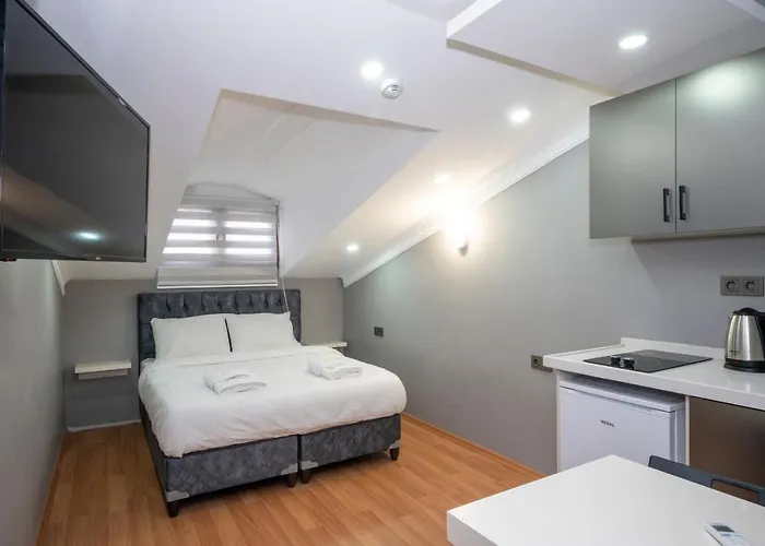 Taxim Sunpera Suites